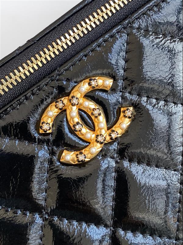 2026127215529298 580